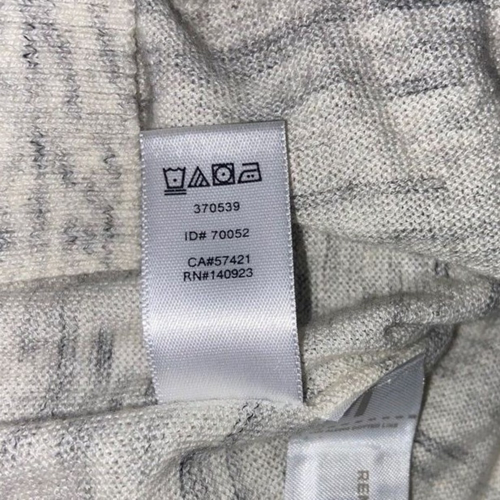 LOFT Grey Space Dye V-Neck Button Front Cardigan Sweater Quiet Luxury Size S - Picture 6 of 7